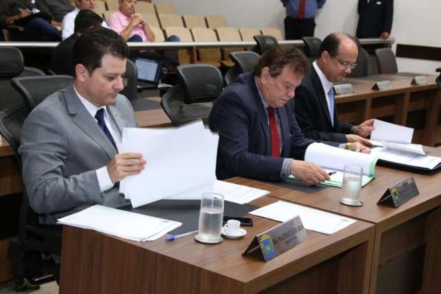 Frente realiza reuni&atilde;o para discutir projetos em defesa dos idosos