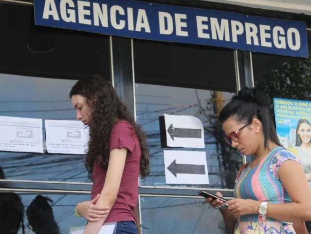 Em MS, mulheres ganham em m&eacute;dia 8% a menos do que os homens