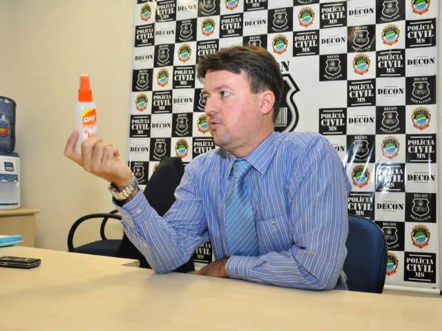 Rapaz procura Pol&iacute;cia depois de queimaduras provocadas por repelente
