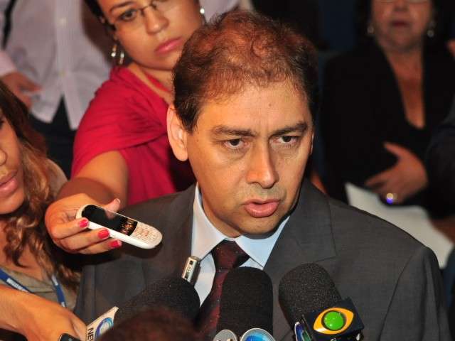 Bernal reafirma que an&uacute;ncio do secretariado sai s&oacute; dia 31