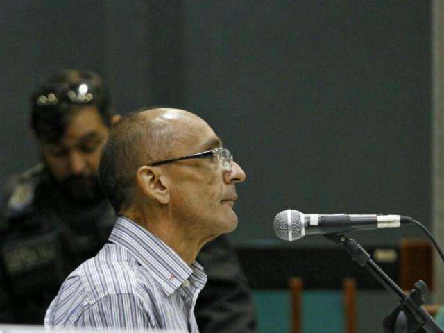 No &uacute;ltimo j&uacute;ri, r&eacute;u por mandar matar advogado diz que era perseguido 