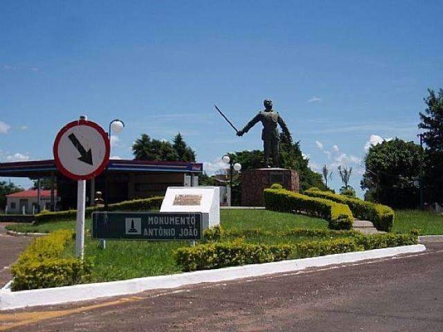Prefeitura encerra amanh&atilde; concurso p&uacute;blico com sal&aacute;rios de at&eacute; R$ 10 mil 