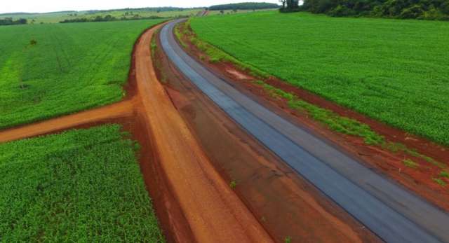 Governo promete concluir pavimenta&ccedil;&atilde;o da MS-460 em tr&ecirc;s meses