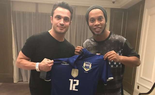 Ronaldinho Ga&uacute;cho e Falc&atilde;o juntos na sele&ccedil;&atilde;o brasileira de futsal
