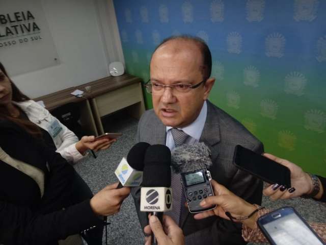 Governo deve abrir concurso para professores da rede estadual em 2020