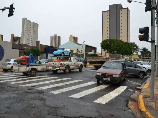  Arraial do F&oacute;rum da Justi&ccedil;a Estadual interdita trecho da rua da Paz