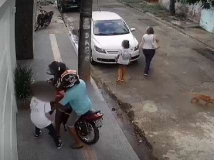 Após assalto à menina, moradores pedem rondas no Santo Antônio