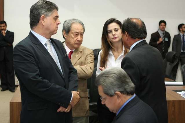 Aliados de Andr&eacute; exigem &quot;pacote&quot; para aprovar a reforma de Reinaldo