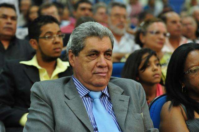 Zeca &eacute; vaiado ao dizer que presen&ccedil;a de Andr&eacute; na C&acirc;mara constrange vereadores