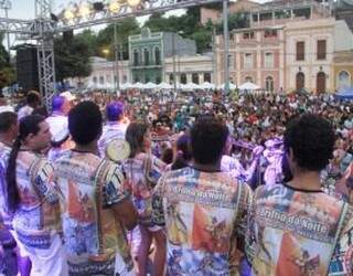 Após o concurso de marchinhas haverá apresentação das escolas de samba da cidade. (Foto:Divulgação)