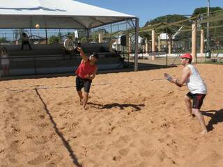 Dupla Mário e Rosinaldo foi campeã da modalidade no Circuito de Jogos de Areia em Campo Grande (Foto: Divulgação)