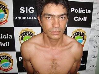 Arlindo foi preso momentos após o crime (Foto: Divulgação/PC)
