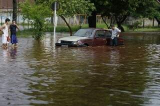 No Santo Antônio, enchente já virou rotina. (Foto: Arquivo)