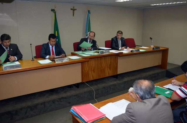 Projeto de redu&ccedil;&atilde;o de ICMS da energia &eacute; arquivado na Assembleia