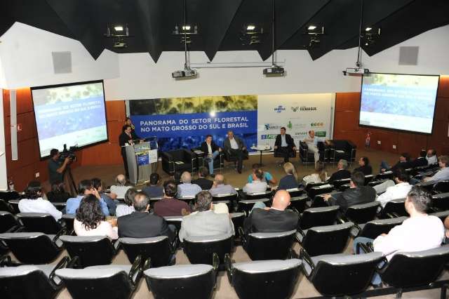 Fiems promove debate com a bancada federal para discutir as reformas