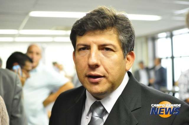 L&iacute;dio prefere PEN, mas vai esperar reforma pol&iacute;tica para definir partido