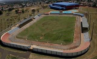 Estádio Municipal Jacques da Luz no bairro Moreninhas é o palco principal do futebol em Campo Grande (Foto: Arquivo)