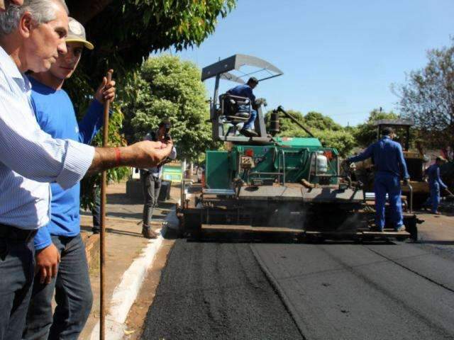 Governo investe R$ 1,2 milh&atilde;o para reestruturar ruas de Gl&oacute;ria de Dourados