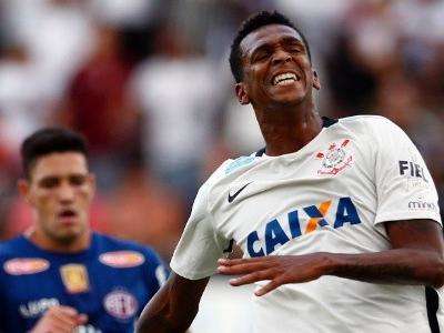 Corinthians perde e acaba com série invicta de nove jogos no Paulista