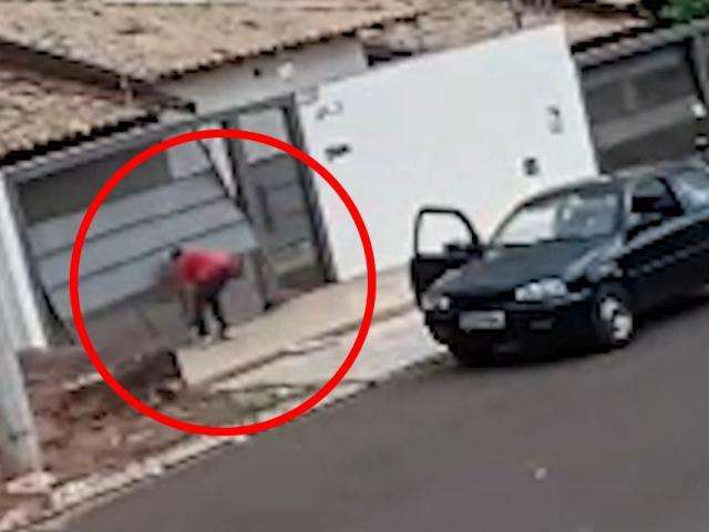 Ladr&otilde;es arrombam casa, lancham e levam de computador a carne 