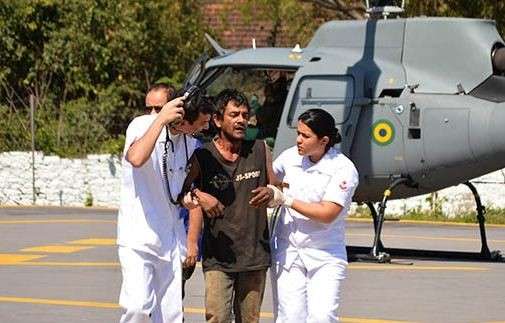 Homem &eacute; resgatado por helic&oacute;ptero, ap&oacute;s ser baleado no Pantanal