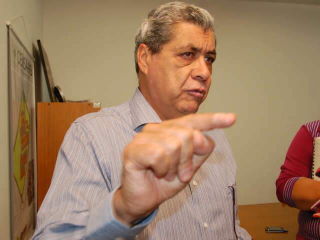  Andr&eacute; descarta novos nomes da troca de secret&aacute;rio prevista para este m&ecirc;s