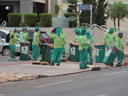 TCE manda suspender decreto que anulou contrato da coleta de lixo