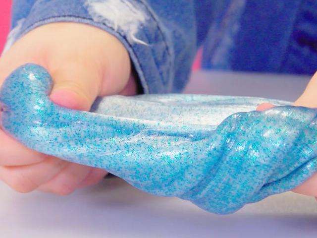 Febre da &quot;geleca&quot; caseira faz produtos sumirem das prateleiras