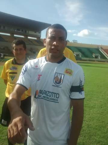 Ubiratan ganha mais for&ccedil;a na marca&ccedil;&atilde;o com a volta do volante Buru