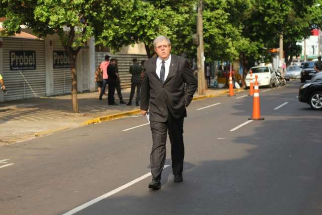 Deputado defende apoio do PMDB a Bernal, mas sem cargos no 1&ordm; escal&atilde;o