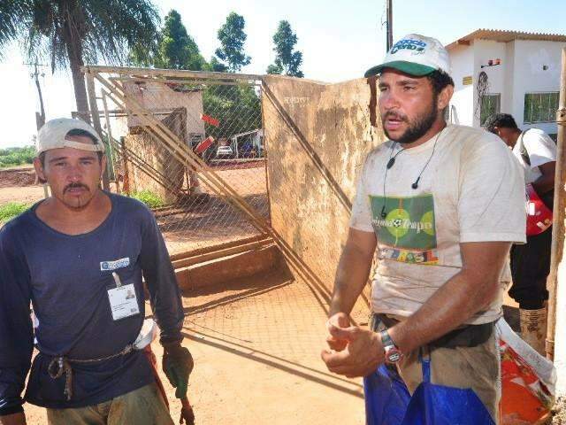 Dois dias ap&oacute;s reabertura, catadores dizem que n&atilde;o h&aacute; o que tirar do lix&atilde;o