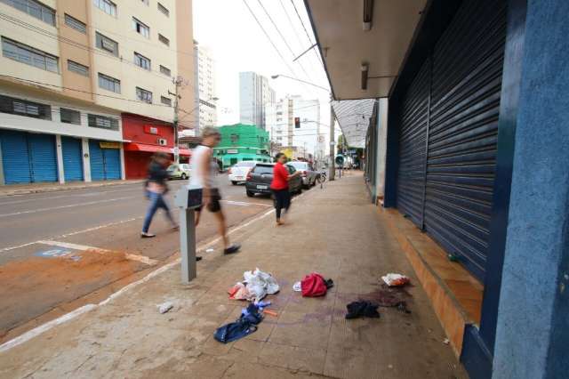 Morto a facadas era de Sidrol&acirc;ndia e tinha v&aacute;rias passagens pela pol&iacute;cia 
