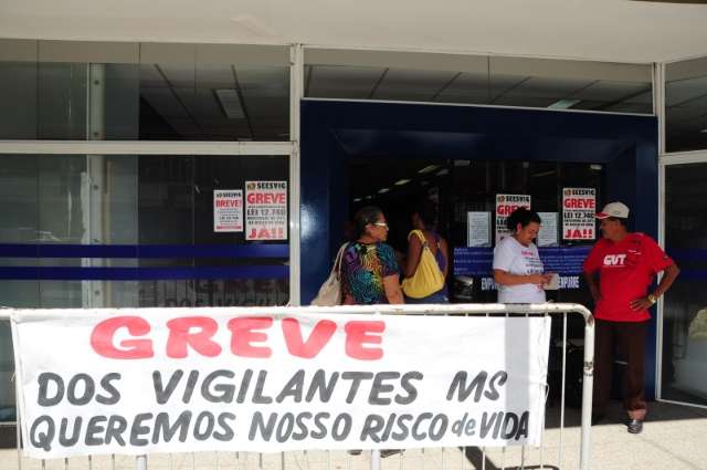 Liminar determina que 50% dos vigilantes voltem ao trabalho