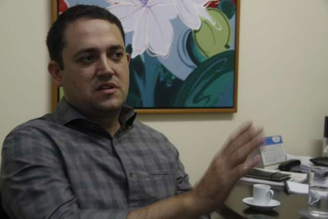 PT do B aposta em &quot;chapa forte&quot; e quer alian&ccedil;a com o PMDB na proporcional
