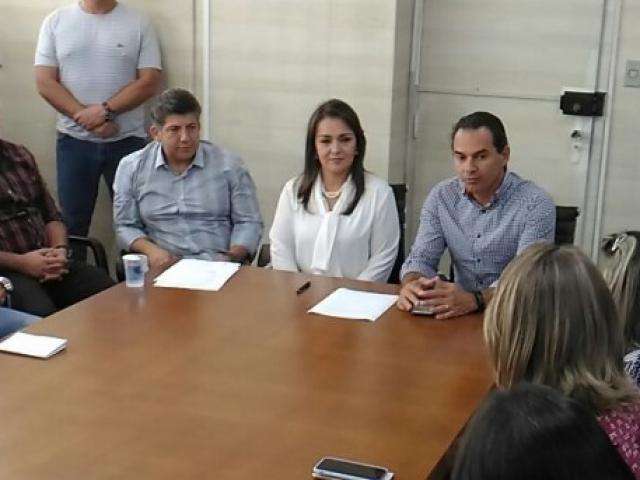Prefeito espera usar dinheiro da taxa do lixo no recapeamento da Capital