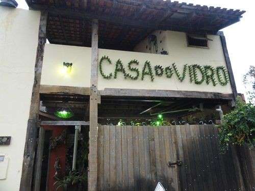 Para evitar fechamento, moradores v&atilde;o administrar f&aacute;brica de vidro 