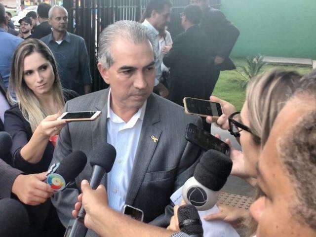 &quot;Estancamos logo de in&iacute;cio excesso de incentivos fiscais&quot;, diz Azambuja