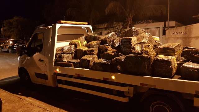 PRF apreende 3,2 toneladas de maconha em carga de pl&aacute;stico