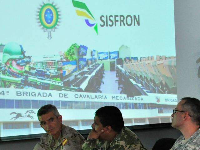 Ministro da Defesa vem a MS para conhecer monitoramento de fronteira