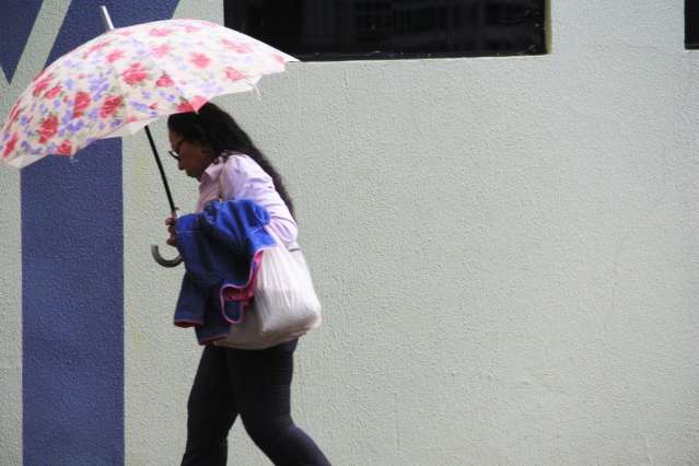 Chuva permanece no Estado e temperaturas s&atilde;o mais amenas nesta ter&ccedil;a-feira