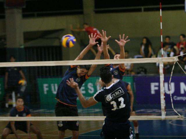 Campe&otilde;es da Ta&ccedil;a Tiradentes de v&ocirc;lei ser&atilde;o definidos neste domingo 