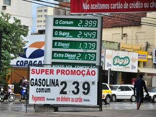 Gasolina caiu R$ 0,14 no preço em menos de uma semana. (Fotos: João Garrigó)