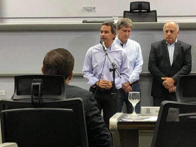 Ap&oacute;s 4 meses, contrato para retomar obra no Guanandiz&atilde;o &eacute; firmado
