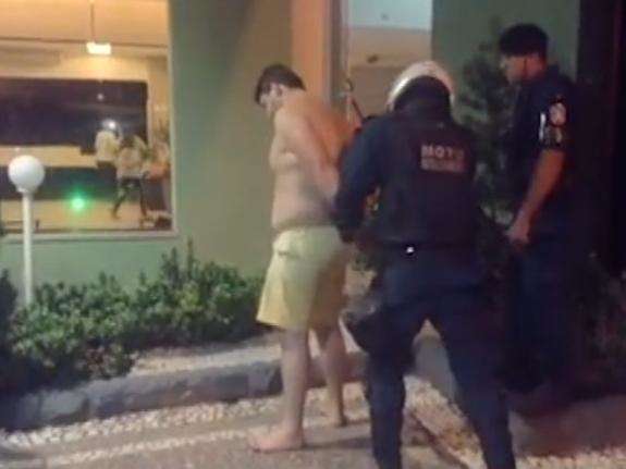 &lsquo;Ele t&aacute; louco&rsquo;, avisou namorada antes de lutador espancar e matar h&oacute;spede 