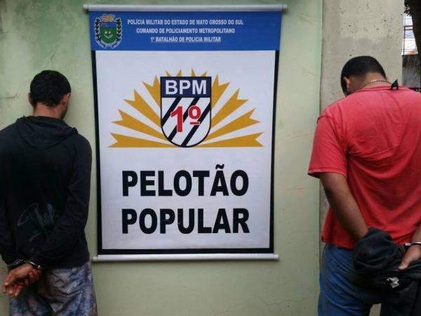 Policial militar de folga prende dupla ap&oacute;s roubo de celular no Santa M&ocirc;nica