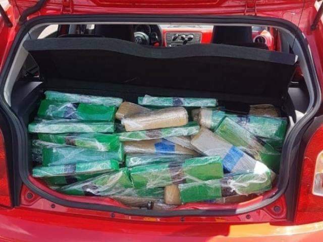 Jovem &eacute; preso com 207 quilos de maconha na BR-163