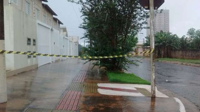 Jovem &eacute; morto com tiro nas costas; quarto homic&iacute;dio no feriad&atilde;o