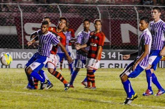 Aquidauanense enfrenta Galo &agrave; tarde e Federa&ccedil;&atilde;o adia 1&ordm; jogo no Estadual de 2014