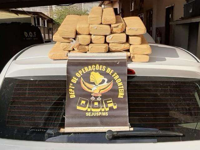 Traficante &eacute; perseguido e preso com maconha que entregaria em Goi&aacute;s 