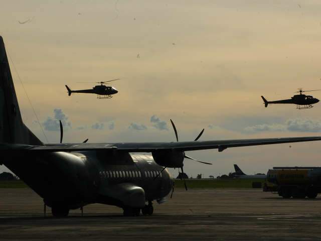 Base A&eacute;rea recebe helic&oacute;pteros com muita hist&oacute;ria para contar 